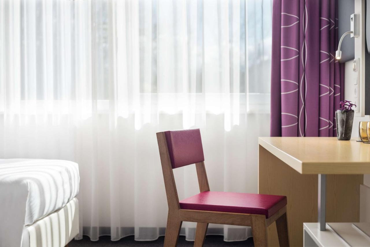 Lindner Hotel Frankfurt Sportpark, Part Of Jdv By Hyatt Frankfurt am Main Exterior foto