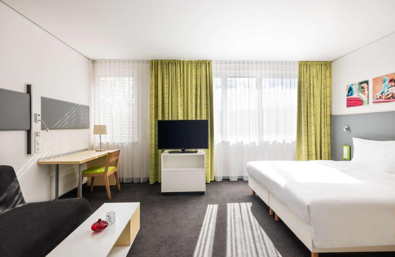 Lindner Hotel Frankfurt Sportpark, Part Of Jdv By Hyatt Frankfurt am Main Exterior foto